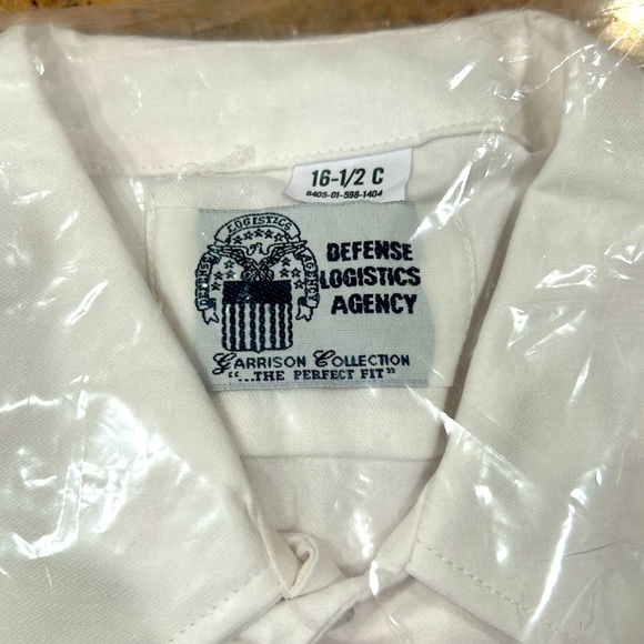 Garrison Collection Logistics‎ Agency White Short sleeve Shirt Size 161/2 C - Picture 2 of 2